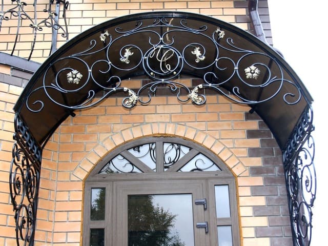 козырьки Черноголовка